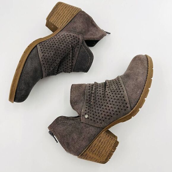 Earth Origins Women's Oakland Amanda Ankle Bootie Grey Suede Size 6 - Picture 9 of 12